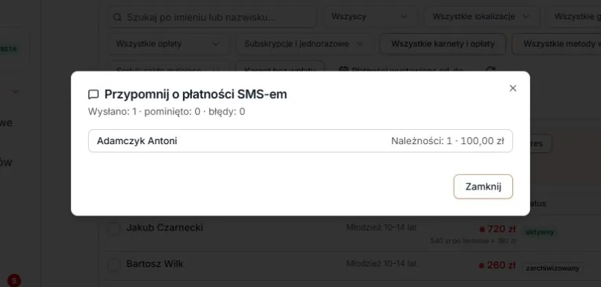 Wynik SMS obejmuje również oczekującą próbę — bez potwierdzenia doręczenia